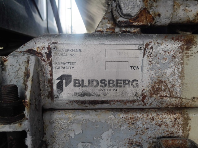 929342-41 Dump truck Volvo N10 - 1987 Repair object