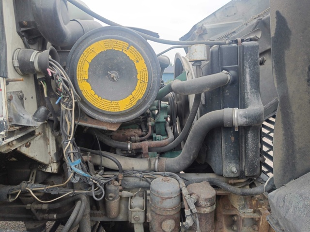 929342-69 Dump truck Volvo N10 - 1987 Repair object