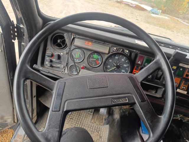 929342-105 Dump truck Volvo N10 - 1987 Repair object