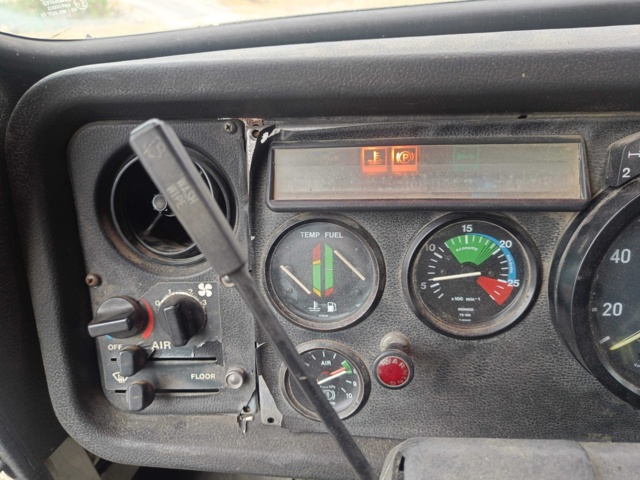 929342-107 Dump truck Volvo N10 - 1987 Repair object