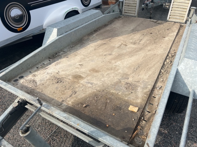 1051209-9 Machine trailer Gaupen -2016