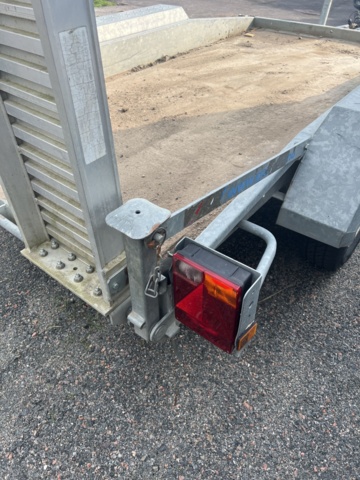 1051209-12 Machine trailer Gaupen -2016