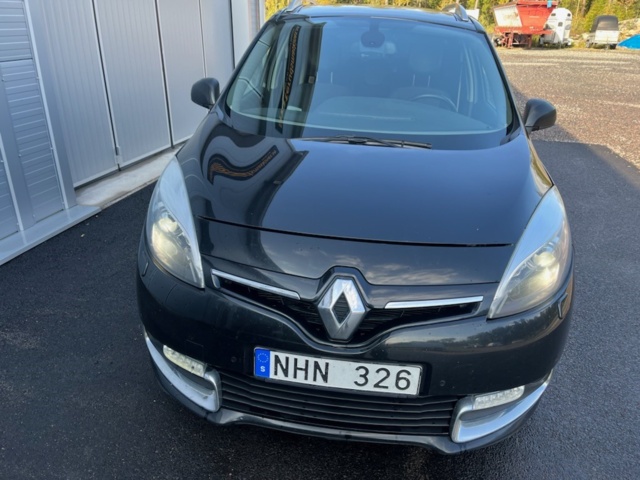 1081706-4 Renault Grand Scenic 1.5 dCi - 2013