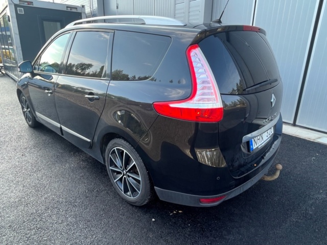 1081706-5 Renault Grand Scenic 1.5 dCi - 2013