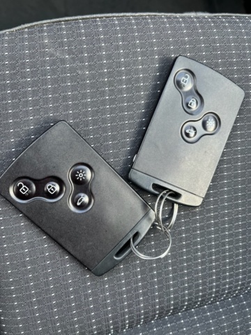 1081706-36 Renault Grand Scenic 1.5 dCi - 2013