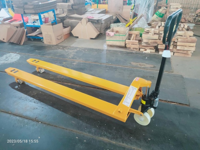 1085531-1 pallet lifter pallet puller 2 ton, 2 meter forks