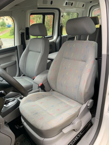 993152-24 Volkswagen Caddy Life 1.9 TDI - 2008