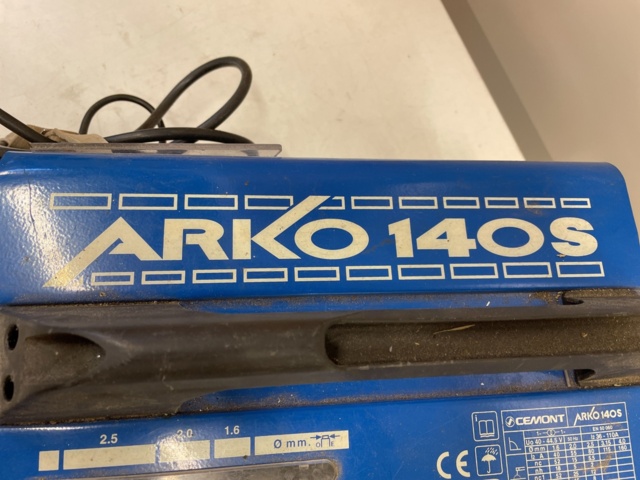 998804-8 Stick welding ARKO 140 S