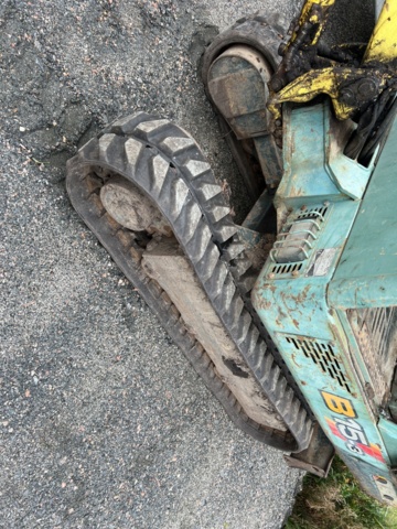 1050344-14 Crawler excavator Yanmar B15-3 -2006