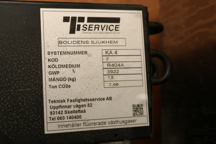 998754-13 Double freezer with disconnected compressor