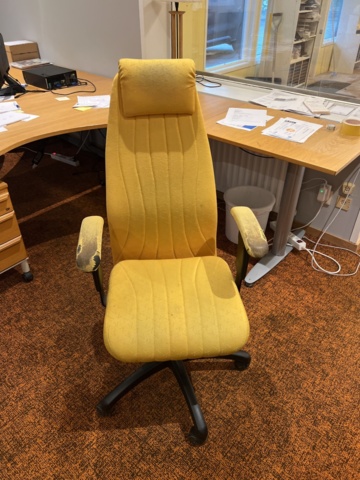 919699-3 Electric desks, office chairs, lamps, lamps, etc