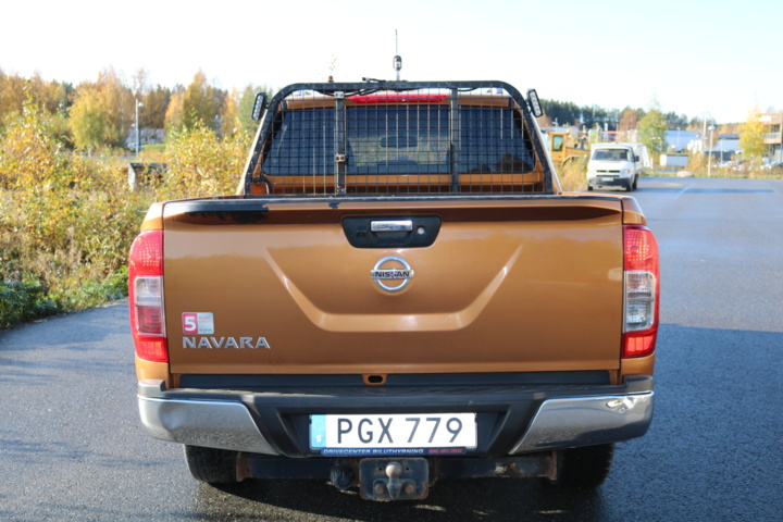 998808-6 Nissan Navara Double Cab 2.3 dCi 4WD - 2016