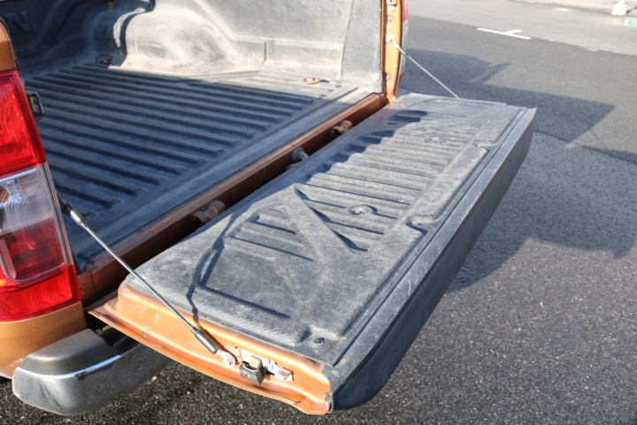 998808-63 Nissan Navara Double Cab 2.3 dCi 4WD - 2016