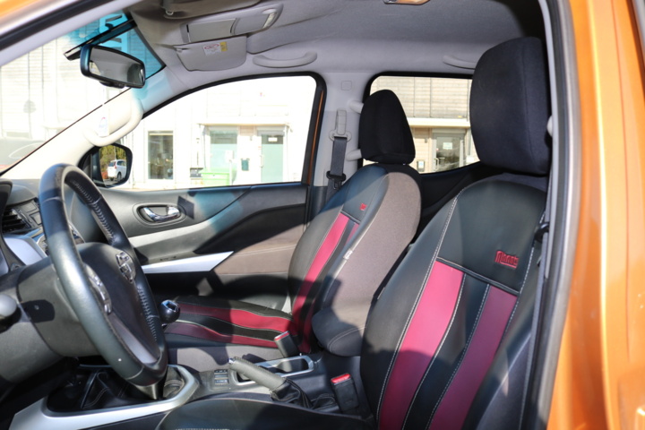 998808-74 Nissan Navara Double Cab 2.3 dCi 4WD - 2016