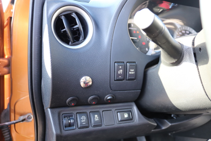 998808-78 Nissan Navara Double Cab 2.3 dCi 4WD - 2016