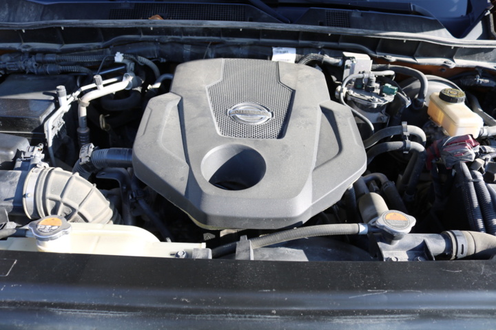 998808-102 Nissan Navara Double Cab 2.3 dCi 4WD - 2016