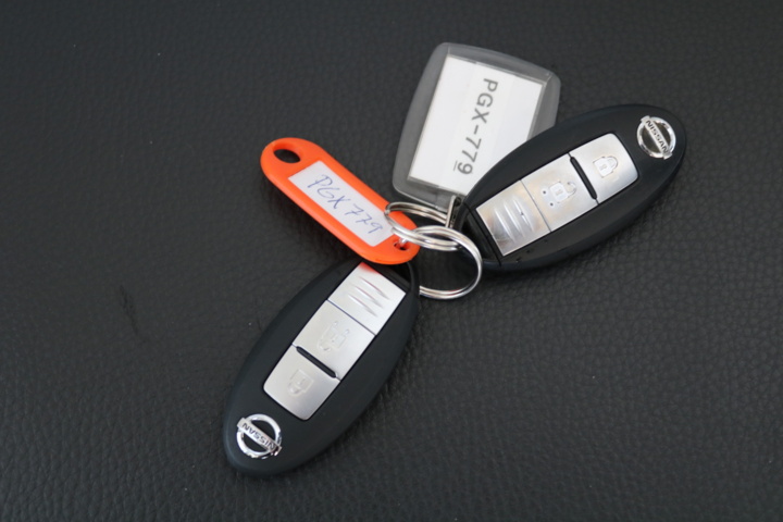 998808-104 Nissan Navara Double Cab 2.3 dCi 4WD - 2016