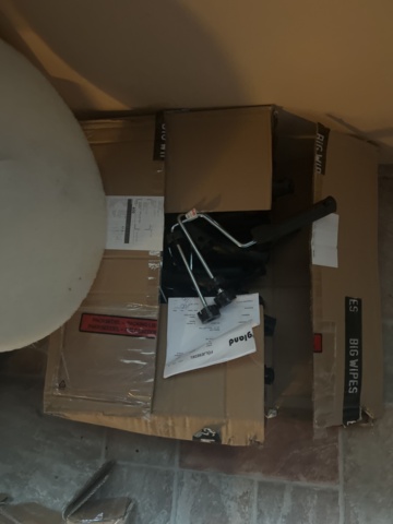 919709-14 Stock of floor mats, welding wire, parquet flooring, tools and accessories