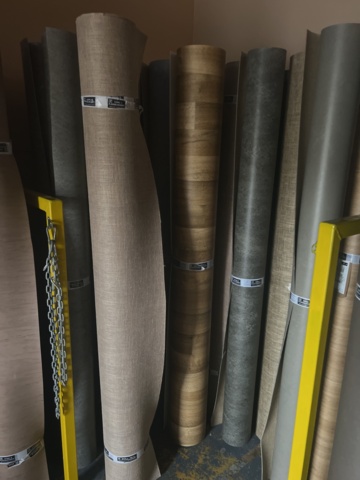 919709-28 Stock of floor mats, welding wire, parquet flooring, tools and accessories