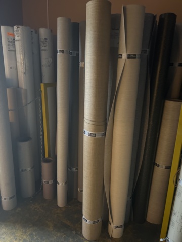 919709-31 Stock of floor mats, welding wire, parquet flooring, tools and accessories