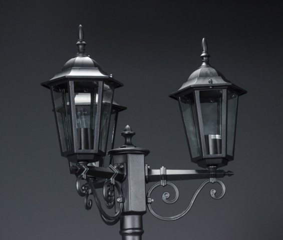 1102587-6 Lamp post Antique 3-arm LED. Black, 1 pc.