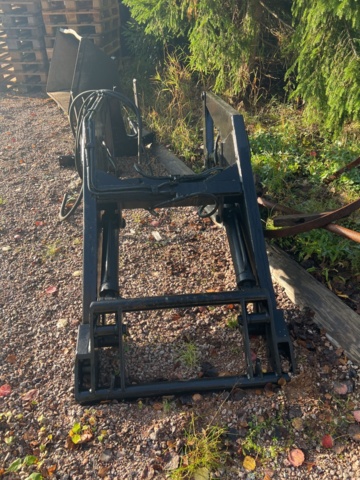 897532-2 Trim loader 1210 with bucket