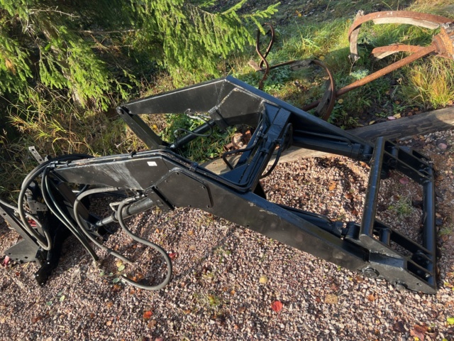 897532-5 Trim loader 1210 with bucket