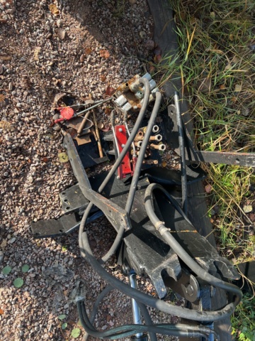 897532-6 Trim loader 1210 with bucket