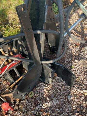 897532-11 Trim loader 1210 with bucket