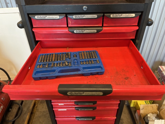 1039586-5 AmPro Tool Cart