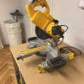 1078398-4 Kap & Gersåg Dewalt DWS773 -QS inkl Sågbord DE7033-XJ