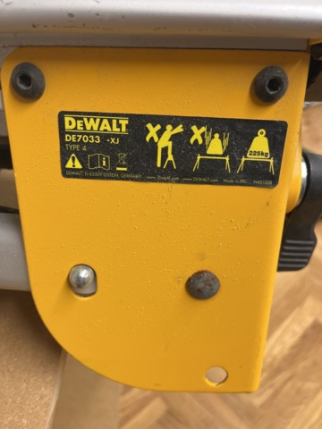 1078398-9 Kap & Gersåg Dewalt DWS773 -QS inkl Sågbord DE7033-XJ