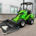 1102695-1 Compact loader Avant 630