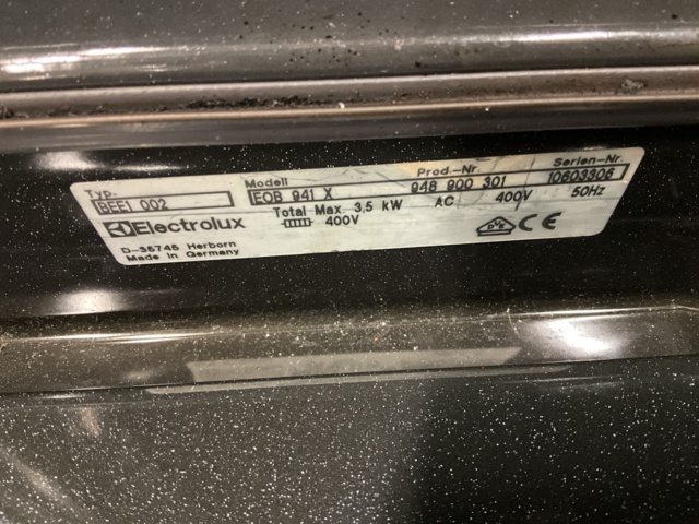 1061523-7 Electrolux built-in oven