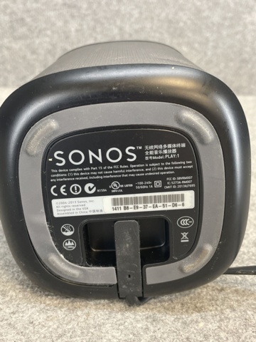 1060318-10 Sonos speakers