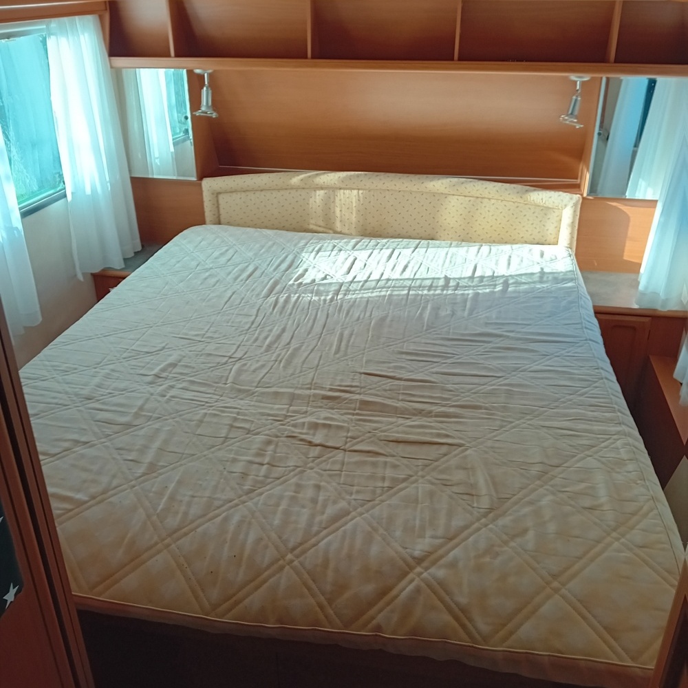 1013310-2 Caravan ADRIA 743 PU - 2000