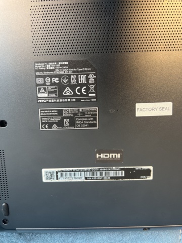 1050395-6 Laptop MSI MS-1552