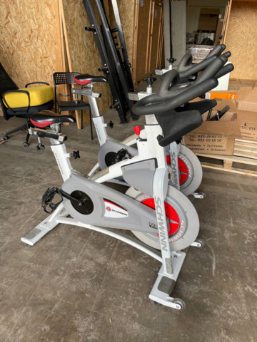 1049654-5 Träningscyklar, Schwinn 2 st