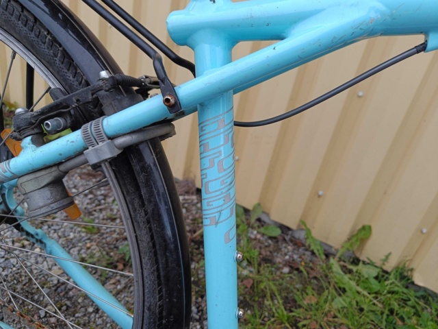 999992-6 Hybrid bike GT Traffic 2.0