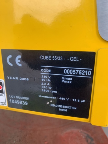 1036776-6 Fuel tank with pump 1000 liters