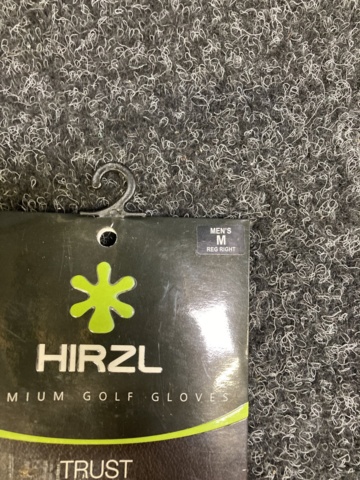 1100165-2 4 golf gloves HIRZL Trust Hybrid Plus+ Mens Regular Right size M