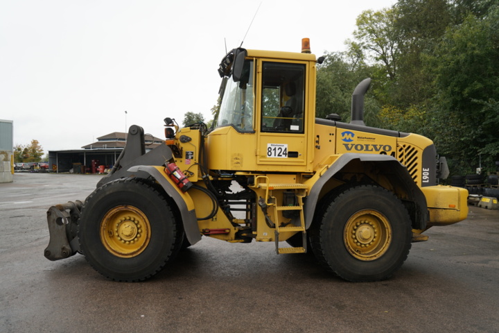 1103580-5 Loader Volvo L90E - 2002
