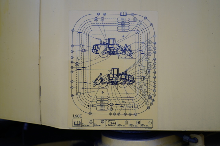 1103580-16 Loader Volvo L90E - 2002