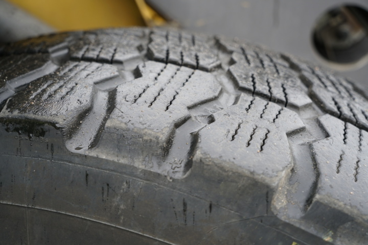 1103580-26 Loader Volvo L90E - 2002