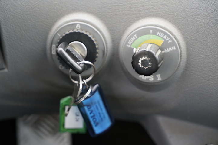 1103580-33 Loader Volvo L90E - 2002