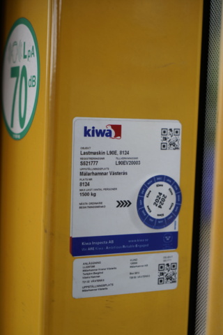 1103580-36 Loader Volvo L90E - 2002