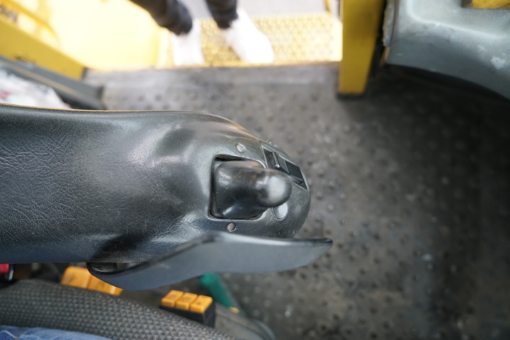 1103580-41 Loader Volvo L90E - 2002