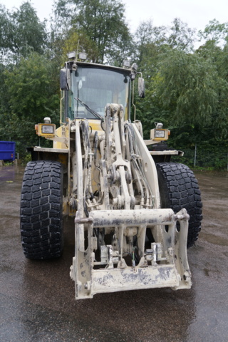 1103581-9 Loader Volvo L90C - 1996