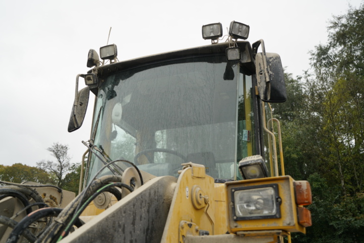 1103581-13 Loader Volvo L90C - 1996