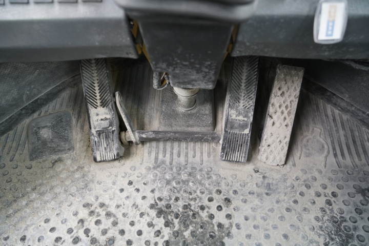 1103581-50 Loader Volvo L90C - 1996